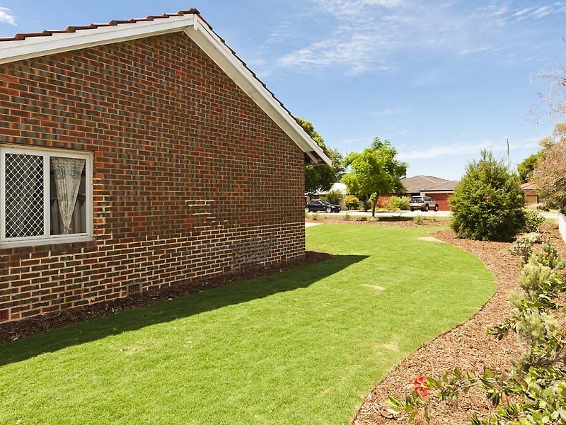 15 Bowkett Street, Redcliffe WA 6104