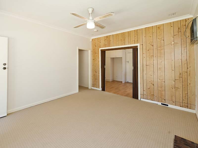 15 Bowkett Street, Redcliffe WA 6104