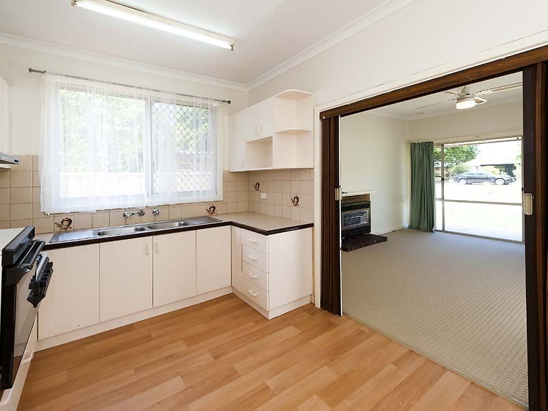 15 Bowkett Street, Redcliffe WA 6104