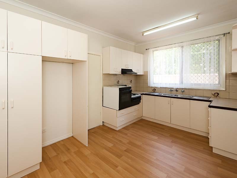15 Bowkett Street, Redcliffe WA 6104