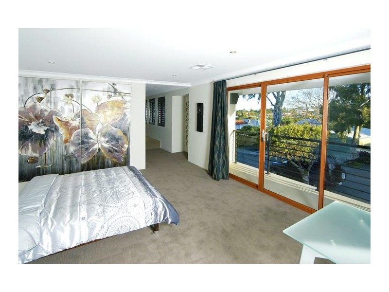 6 Tennyson Street, Leederville WA 6007