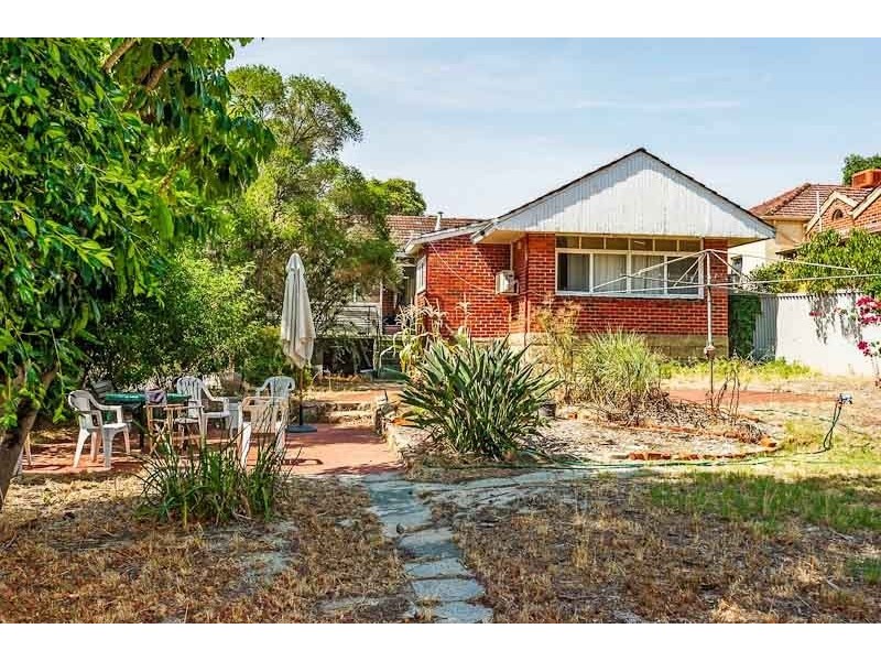 15 Carnarvon Crescent, Coolbinia WA 6050