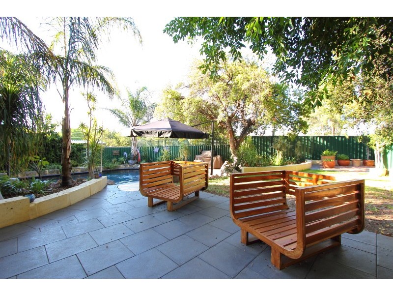 4A Williams Road, Dianella WA 6059