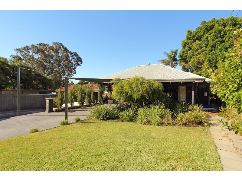 4A Williams Road, Dianella WA 6059