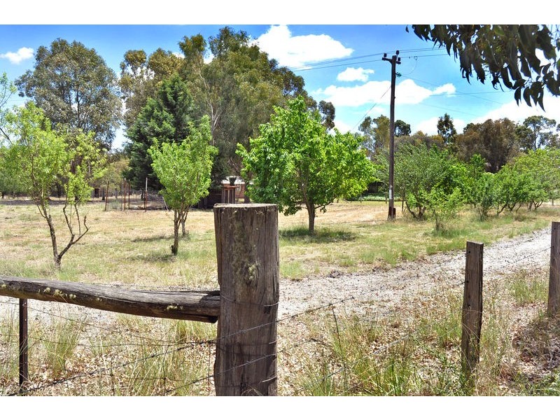 18 Buckle Street, Allanson WA 6225