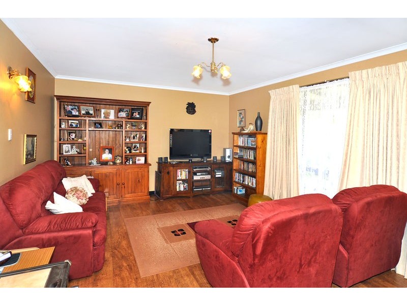 18 Buckle Street, Allanson WA 6225