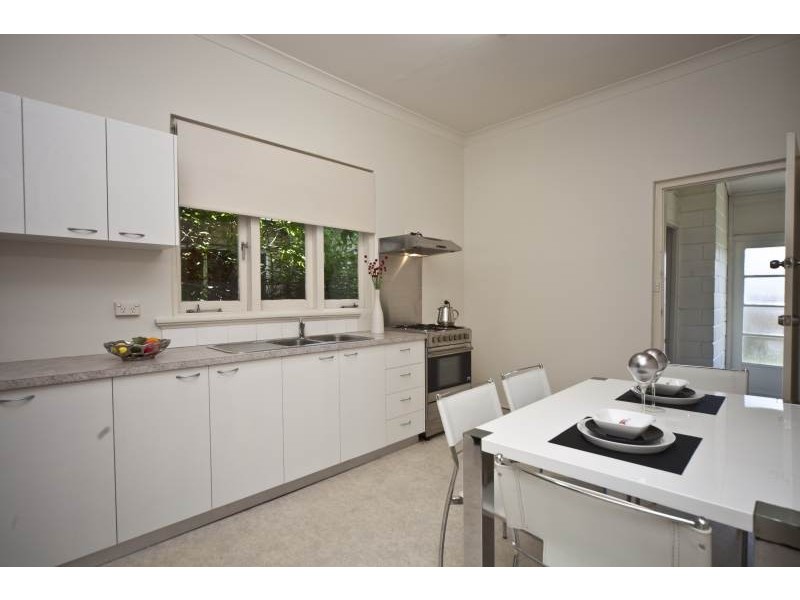 2 Hobart Street, Bayswater WA 6053