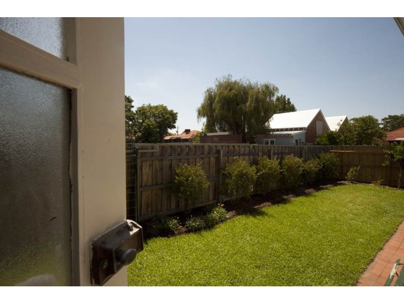2 Hobart Street, Bayswater WA 6053
