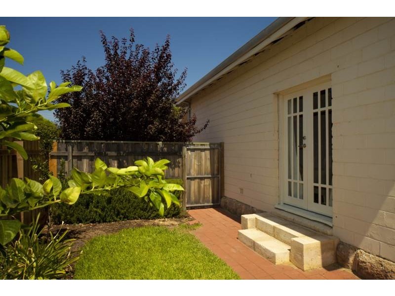 2 Hobart Street, Bayswater WA 6053