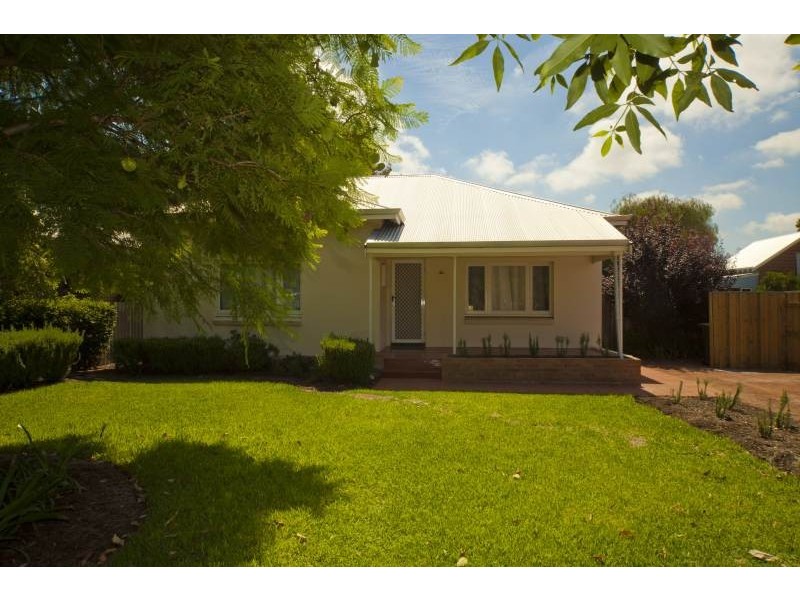 2 Hobart Street, Bayswater WA 6053