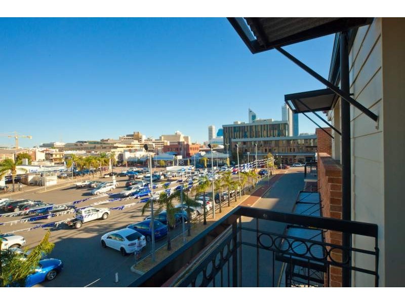35/120 Lake Street, Perth WA 6000