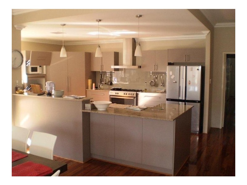 109 Howes Cres, Dianella WA 6059