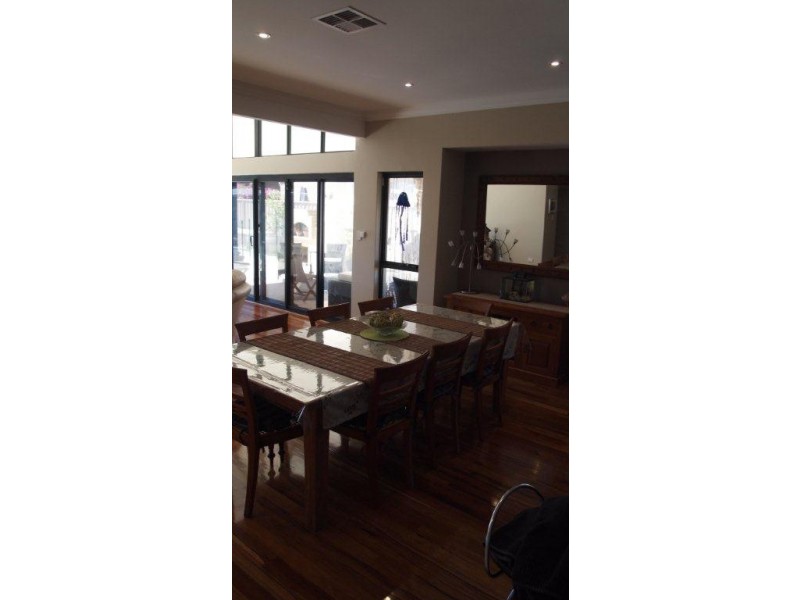 109 Howes Cres, Dianella WA 6059