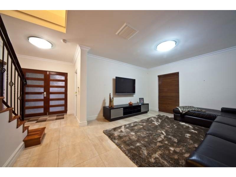 13 Mount Prospect Crescent, Maylands WA 6051