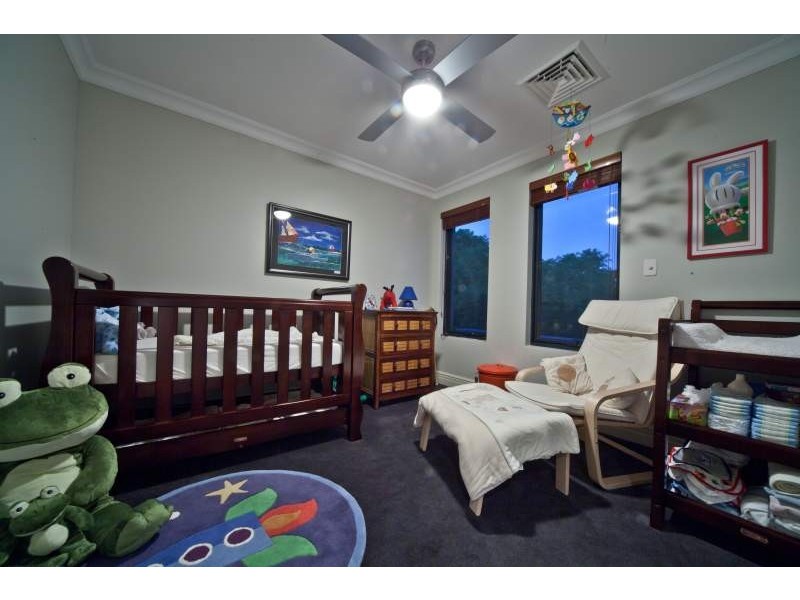 13 Mount Prospect Crescent, Maylands WA 6051