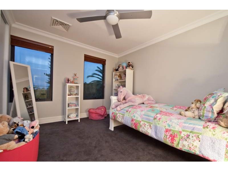 13 Mount Prospect Crescent, Maylands WA 6051