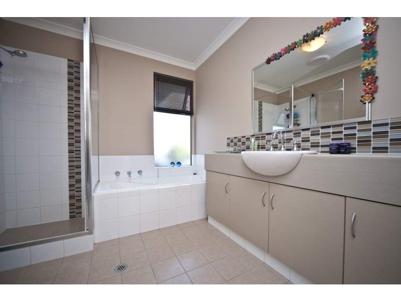 36 George Street, Belmont WA 6104