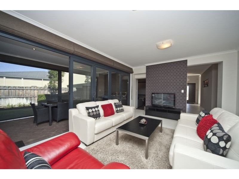 23 Lycium Quays, Stirling WA 6021