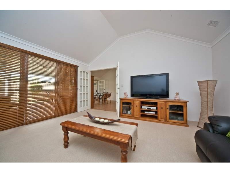 16 Halifax Street, Maylands WA 6051