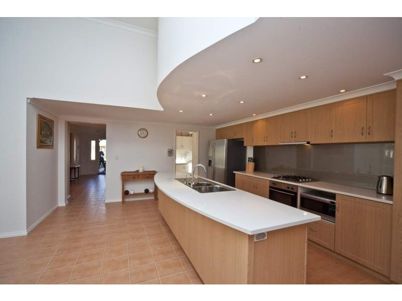 16 Halifax Street, Maylands WA 6051