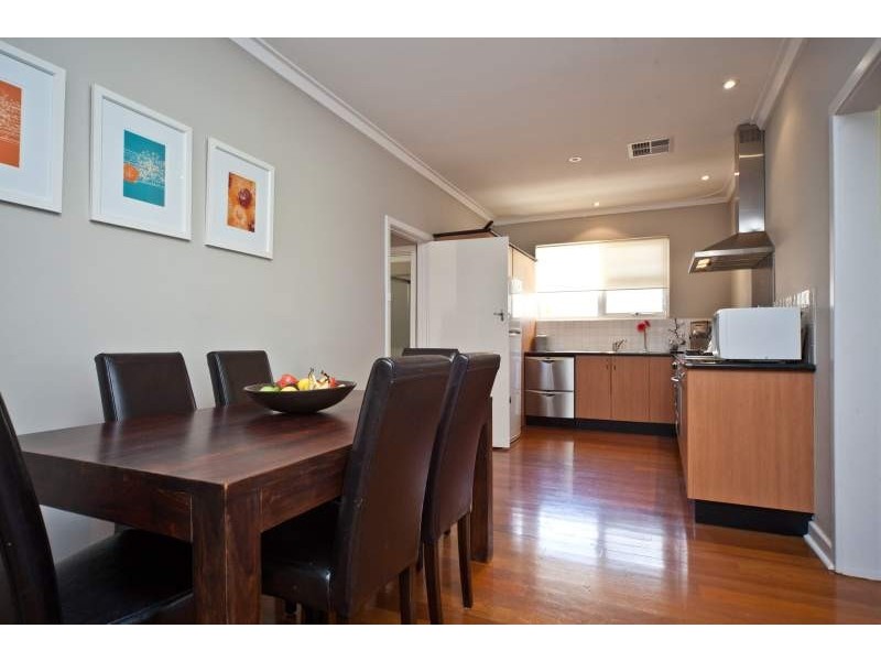 21A Hillside Crescent, Maylands WA 6051