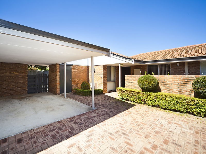 2/88 Woodrow Avenue, Yokine WA 6060