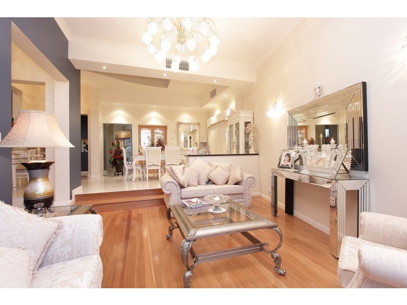 9 Huron Lane, Dianella WA 6059