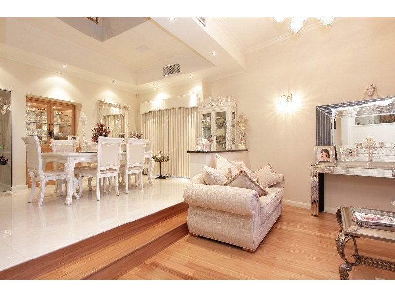 9 Huron Lane, Dianella WA 6059