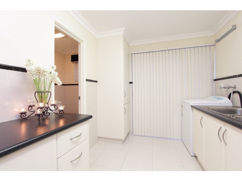 9 Huron Lane, Dianella WA 6059