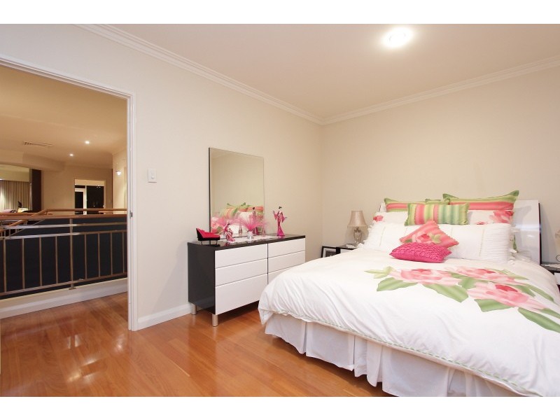 9 Huron Lane, Dianella WA 6059