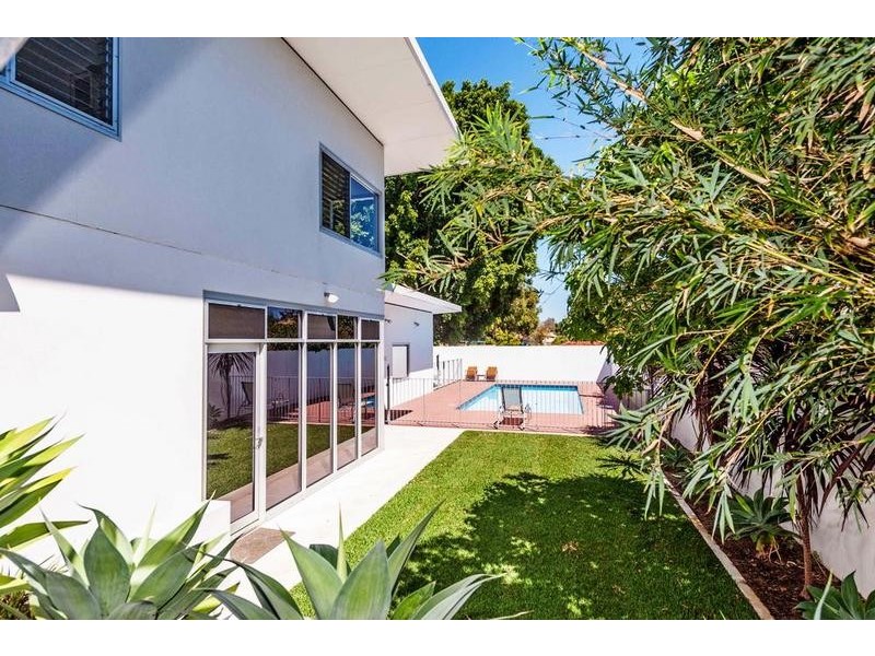 7 Meenaar Crescent, Coolbinia WA 6050