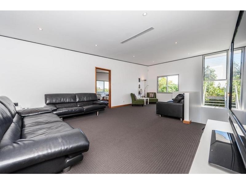 7 Meenaar Crescent, Coolbinia WA 6050