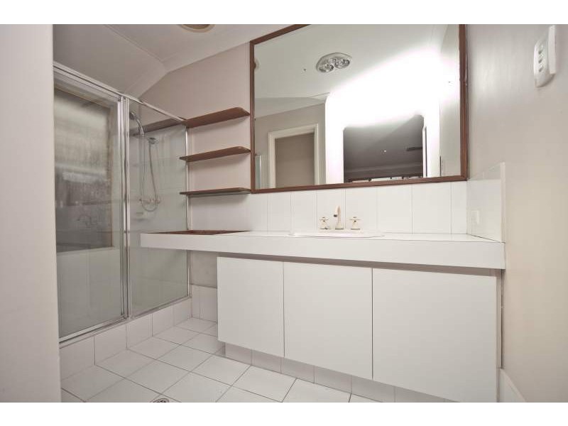 1 Woodspring Grove, Ballajura WA 6066