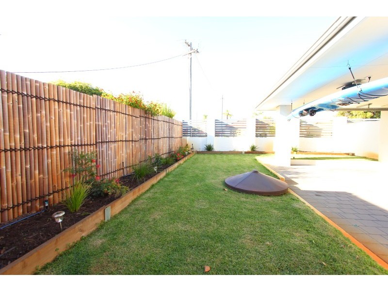 279 The Strand, Dianella WA 6059