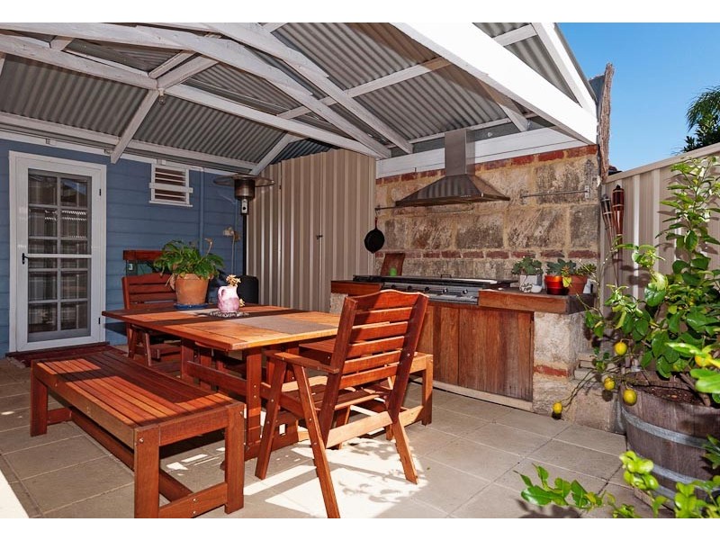 48 Shaftesbury Avenue, Bayswater WA 6053