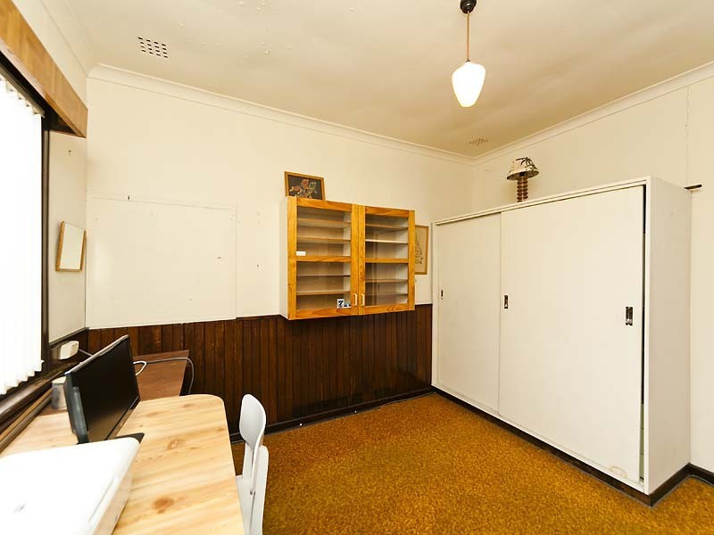 4 Kirke Street, Eden Hill WA 6054