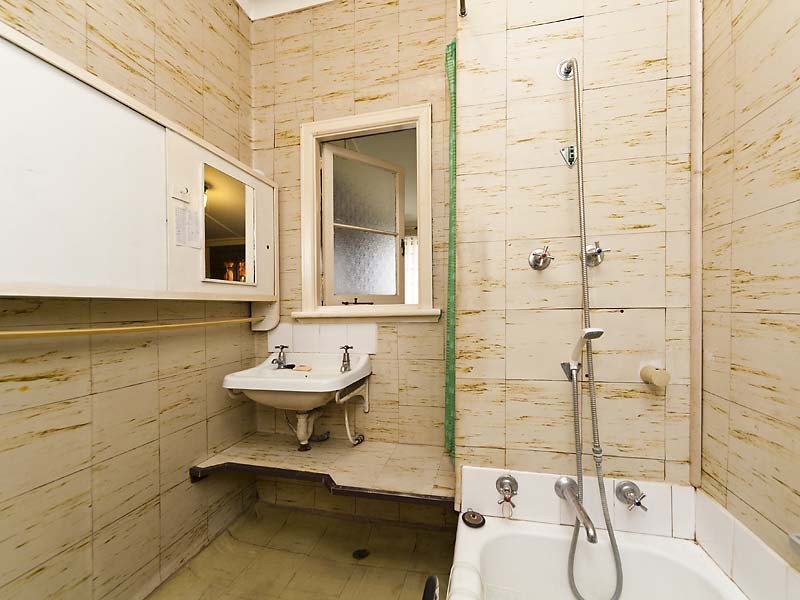 4 Kirke Street, Eden Hill WA 6054