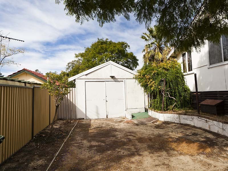 4 Kirke Street, Eden Hill WA 6054