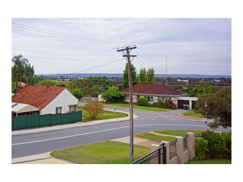 12 McGann Street, Bayswater WA 6053