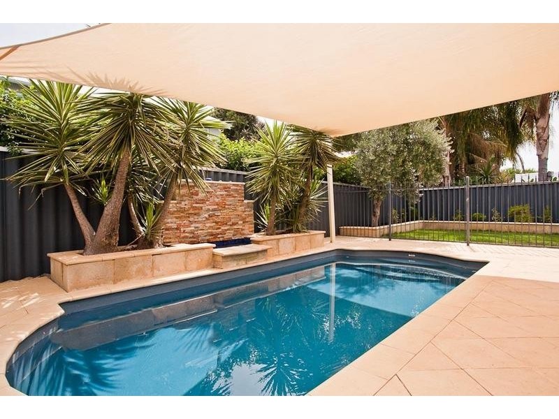 94 Wood Street, Inglewood WA 6052