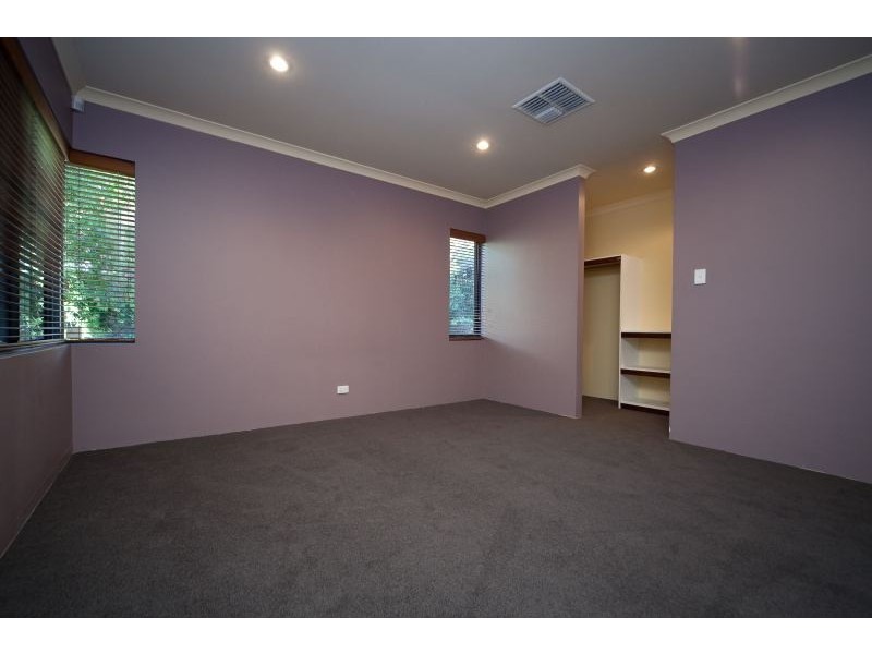 39 Peninsula Road, Maylands WA 6051