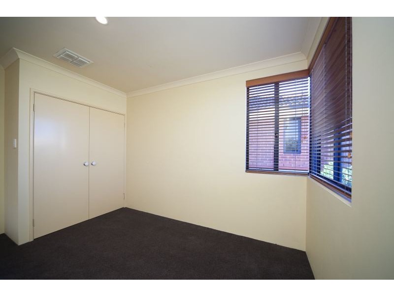 39 Peninsula Road, Maylands WA 6051