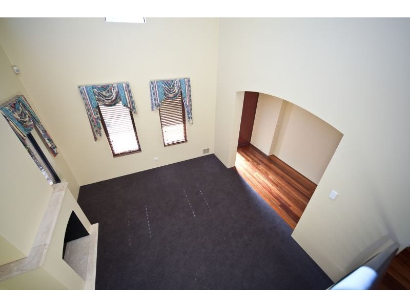 39 Peninsula Road, Maylands WA 6051