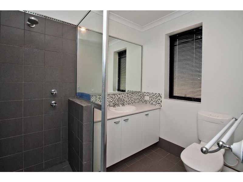 1/74 Central Avenue, Maylands WA 6051