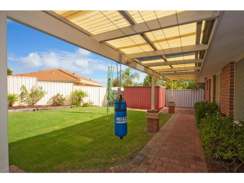 14 Coola Place, High Wycombe WA 6057