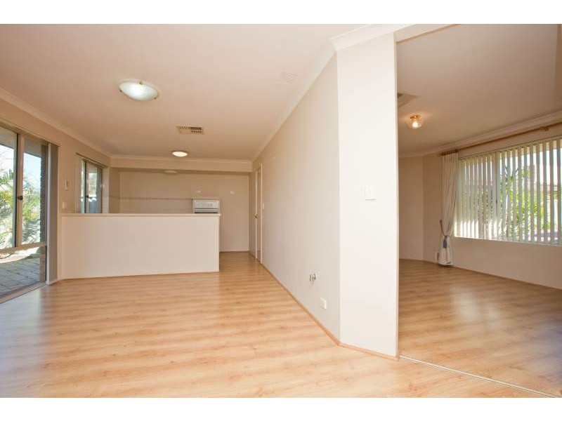 2/24 Salisbury Street, St James WA 6102