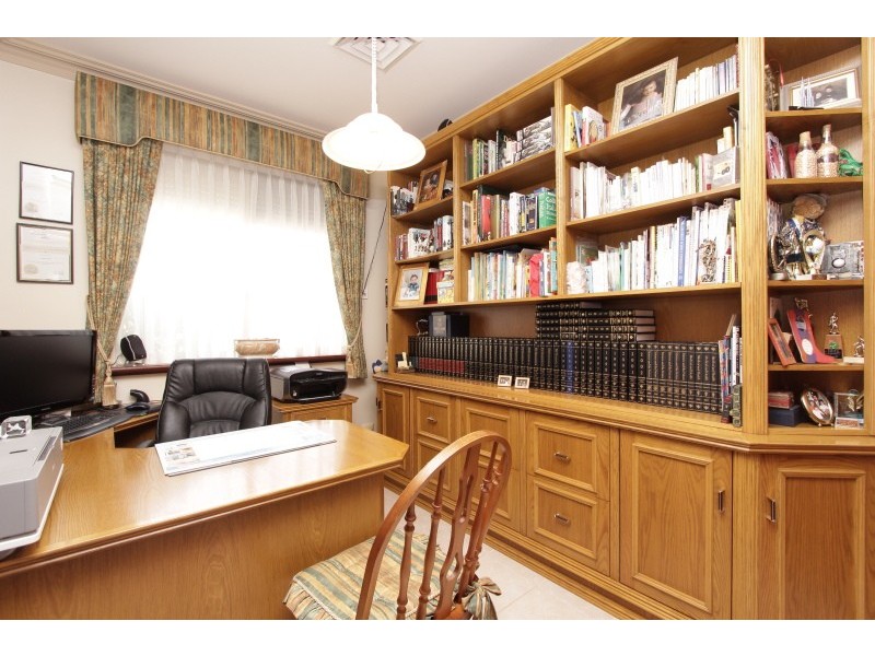 9 Arcadia Place, Dianella WA 6059