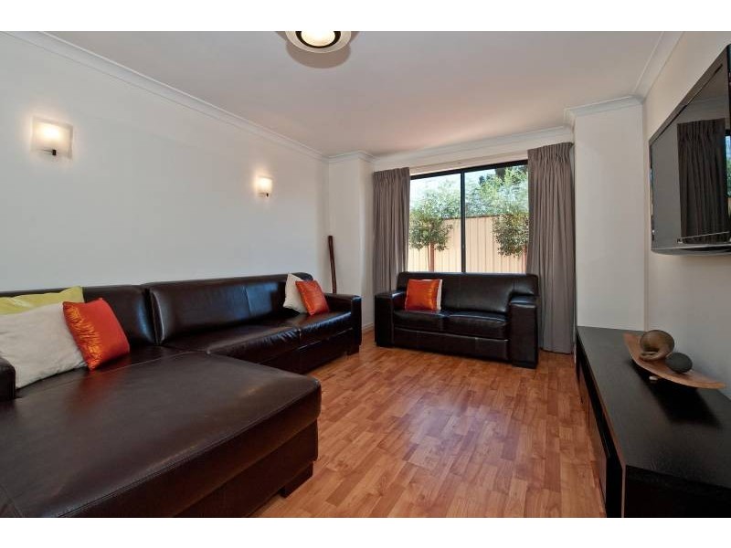 1/105 Seventh Avenue, Maylands WA 6051