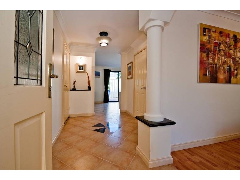 1/105 Seventh Avenue, Maylands WA 6051