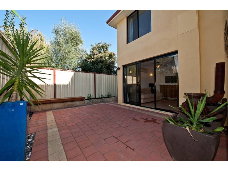1/105 Seventh Avenue, Maylands WA 6051